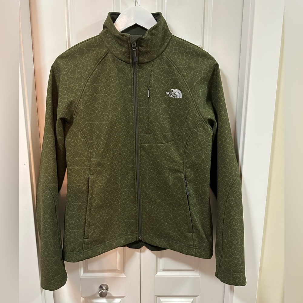 The North Face Apex Bionic Softshell Jacket – Size M